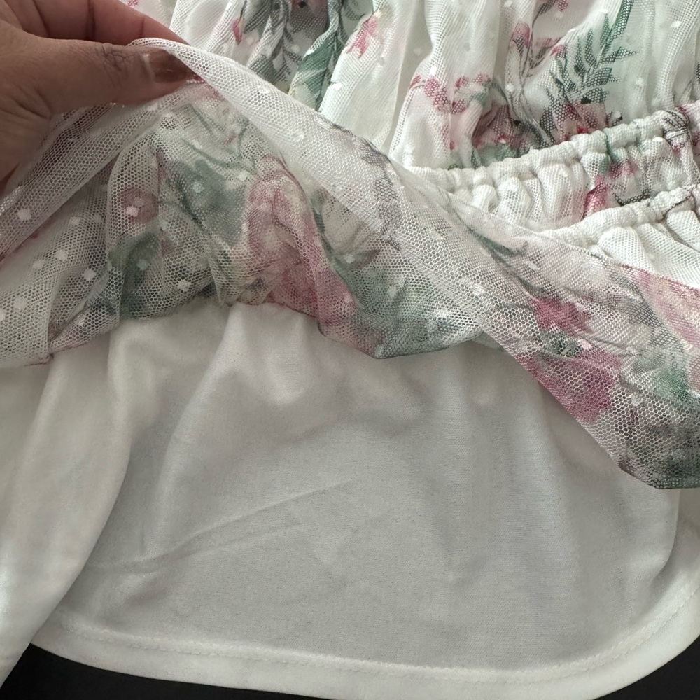 Floral Sheer Ruffle Top - Picture 3 of 4
